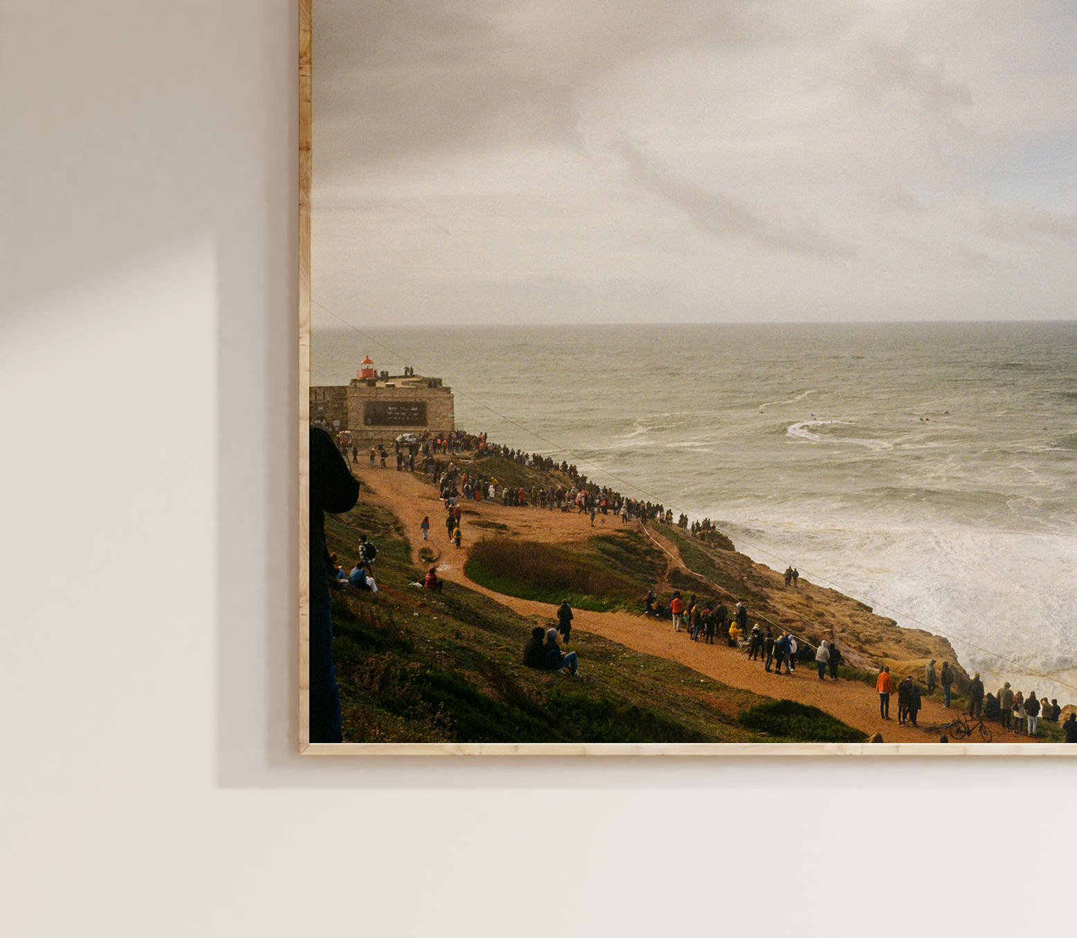 Nazaré Crowd